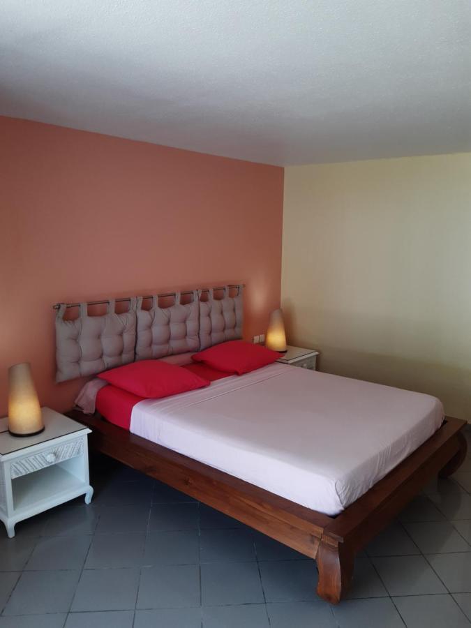 Studio En Bord De Mer - Residence La Vieille Tour Le Gosier  Kültér fotó